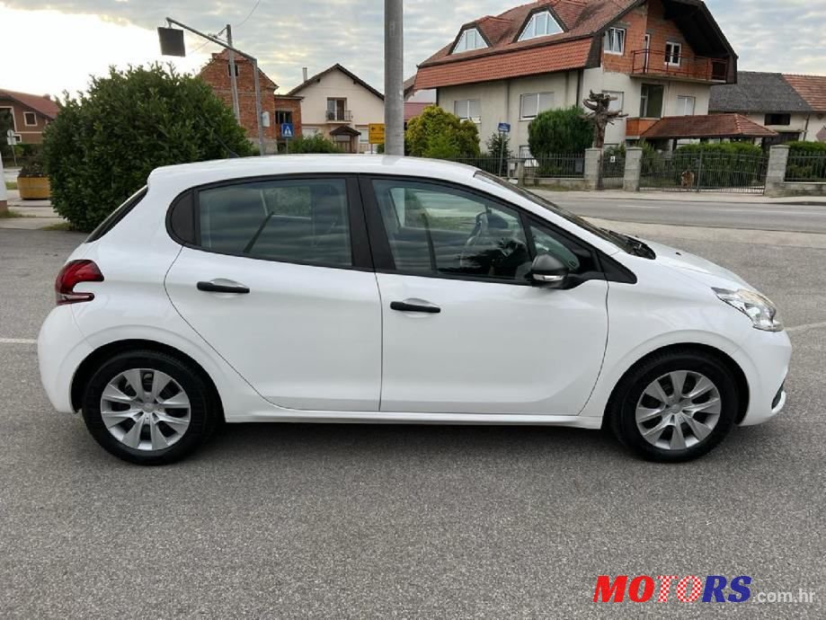 2015' Peugeot 208 1,4 Hdi photo #5