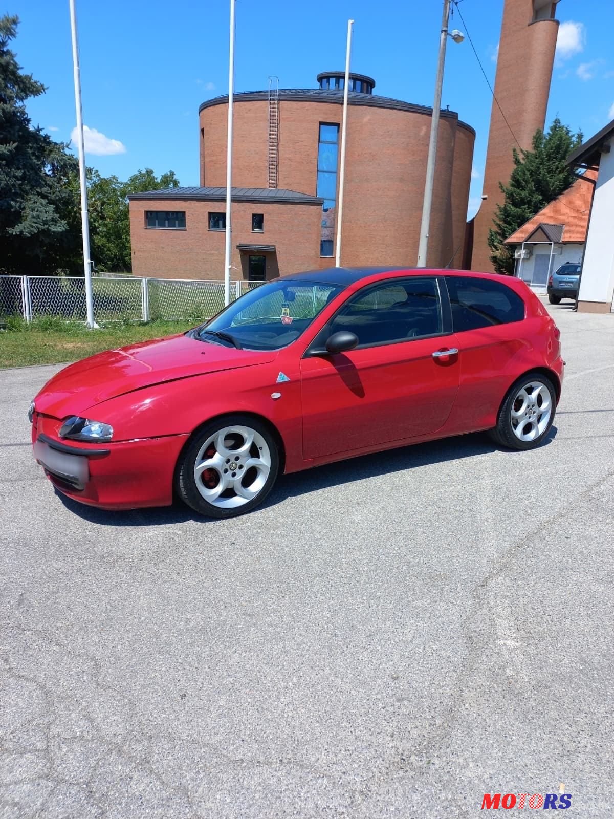 2004' Alfa Romeo 147 1,9 Jtd photo #4