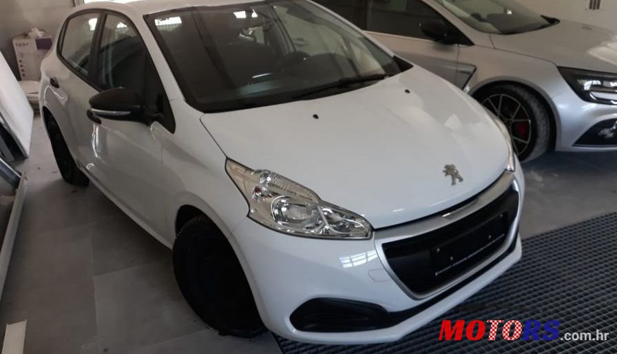2015' Peugeot 208 1,4 Hdi photo #1