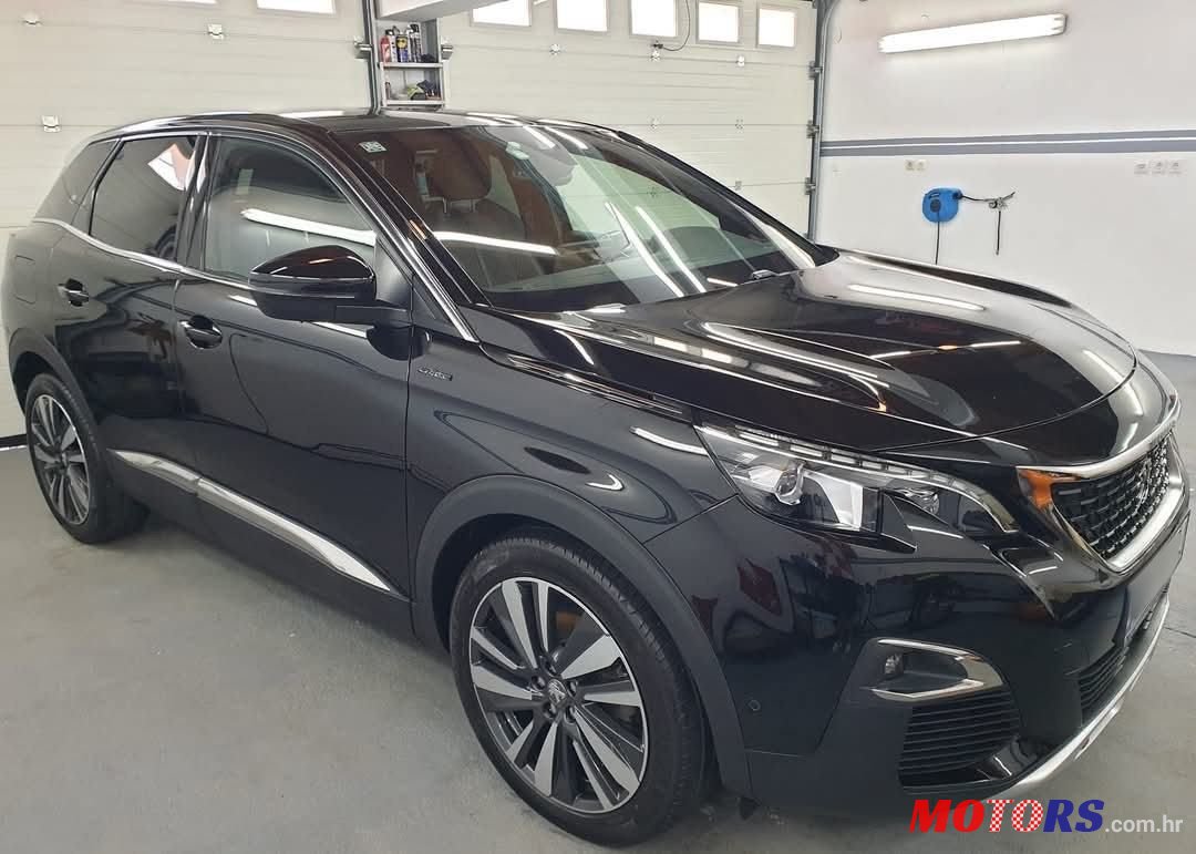 2018' Peugeot 3008 1,6 Bluehdi photo #1