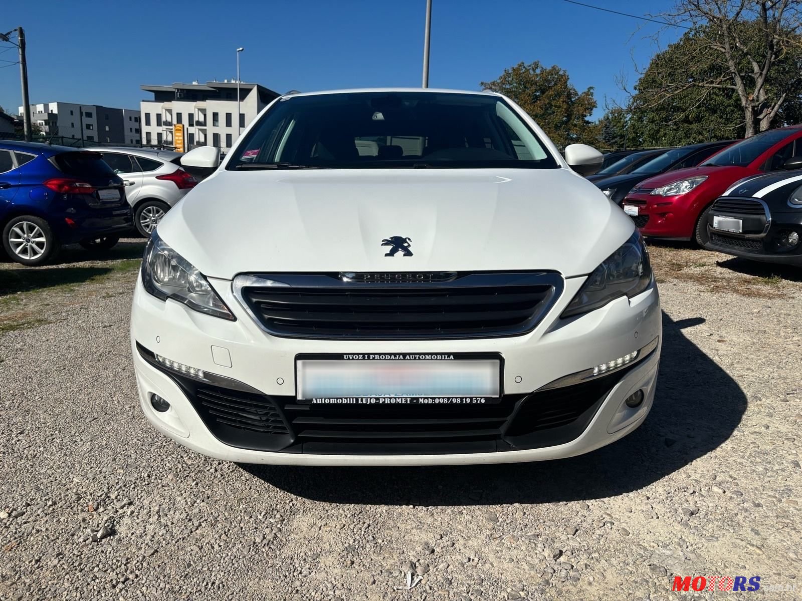 2017' Peugeot 308 Sw photo #2