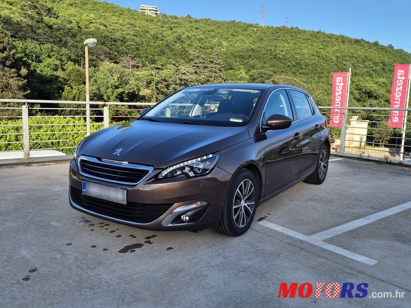 2015' Peugeot 308 1,6 Bluehdi photo #1