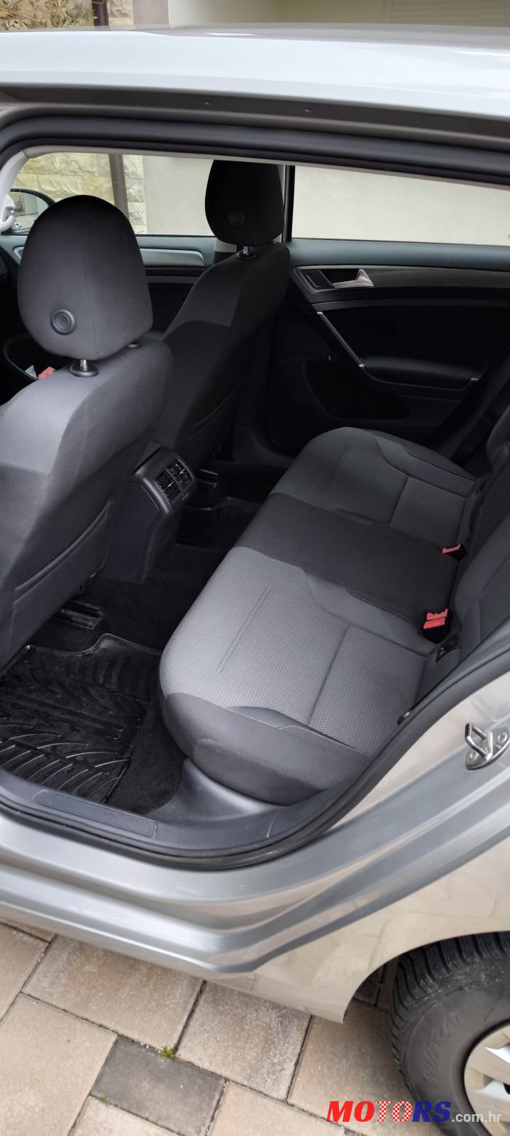 2013' Volkswagen Golf VII 1,6 Tdi Bmt photo #3