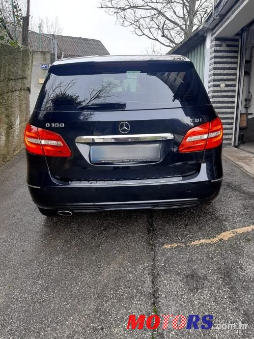 2012' Mercedes-Benz B-Klasa 180 photo #4