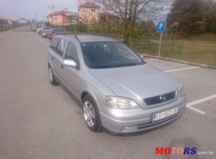 2001' Opel Astra Caravan 1,4 16V photo #1