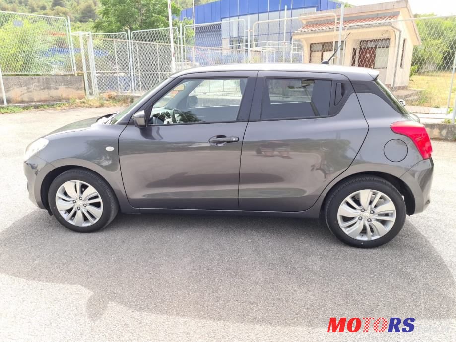 2020' Suzuki Swift 1,2 photo #3