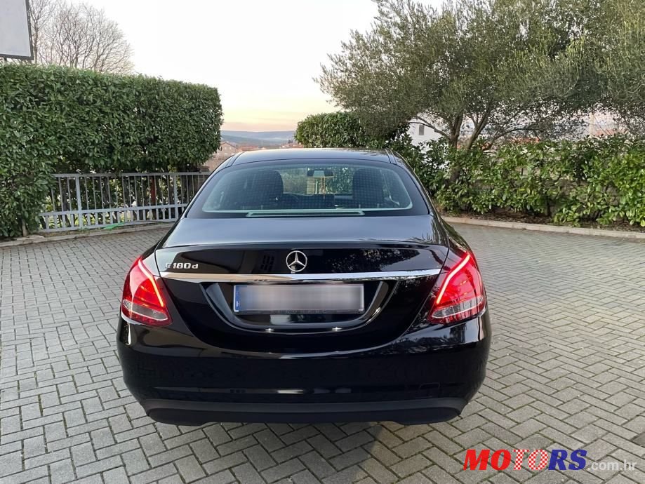 2015' Mercedes-Benz C-Klasa 180 photo #5