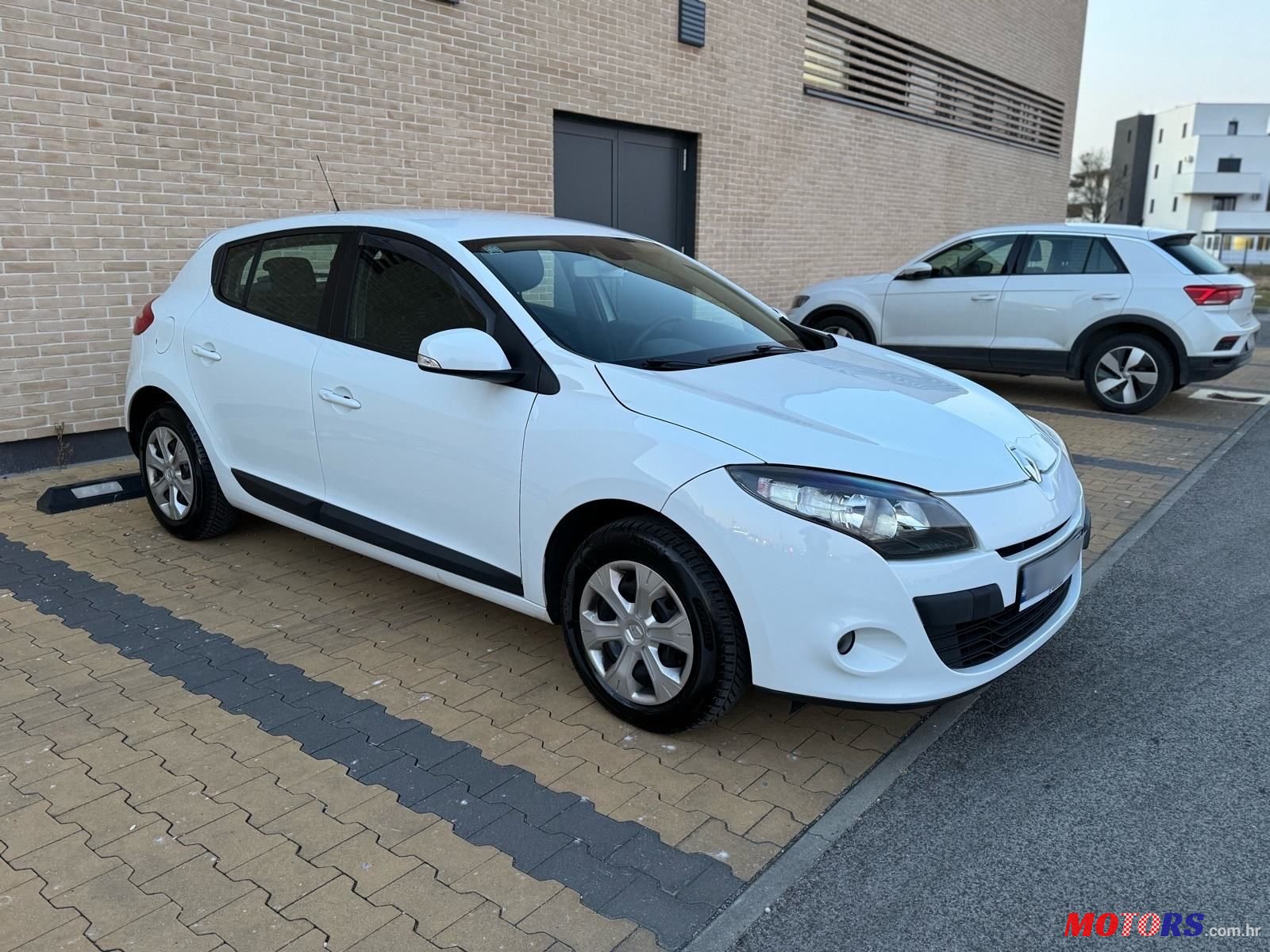 2009' Renault Megane 1,6 16V photo #2