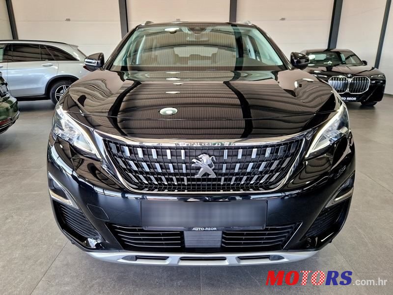 2017' Peugeot 3008 1,6 Bluehdi photo #2