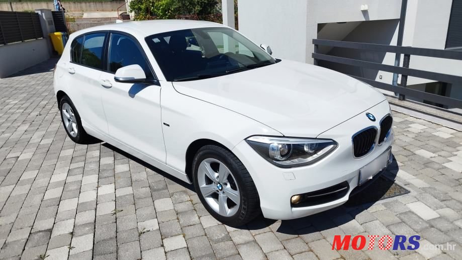 2015' BMW Serija 1 Sport Oprema photo #6
