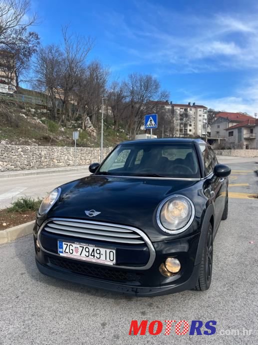2016' MINI Cooper D photo #1