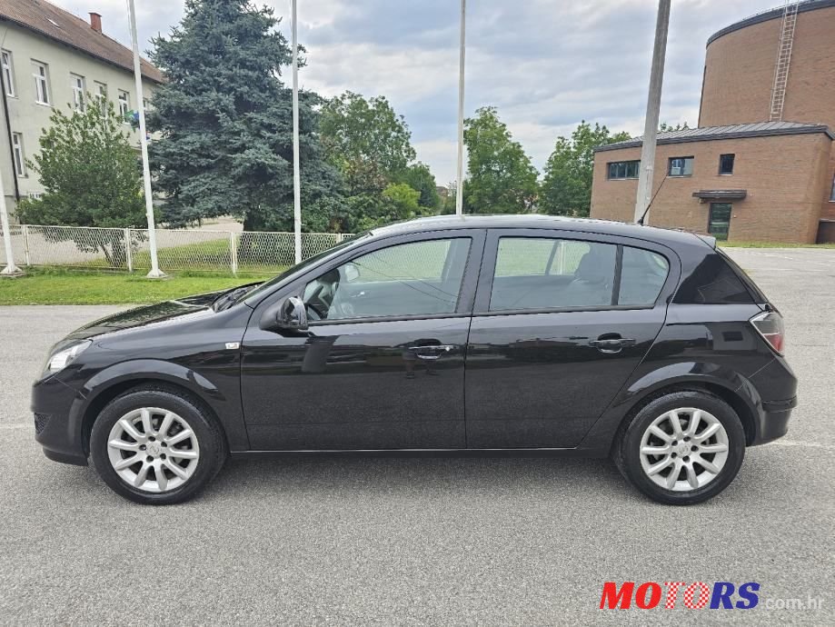 2013' Opel Astra 1,6 Classic photo #6