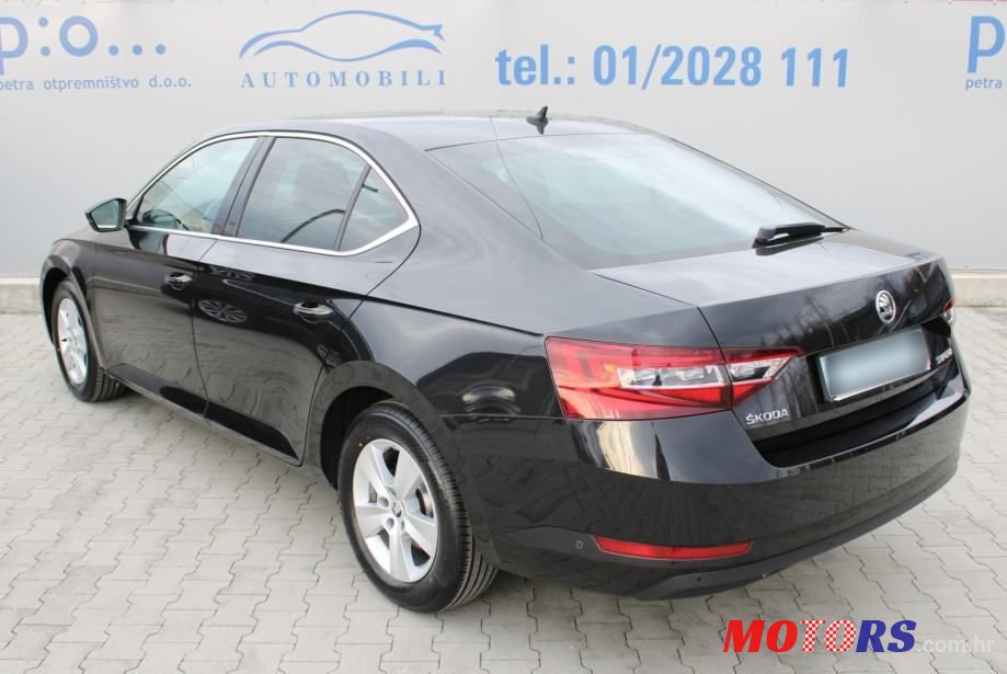 2018' Skoda Superb photo #4
