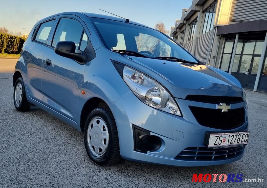 2011' Chevrolet Spark photo #3