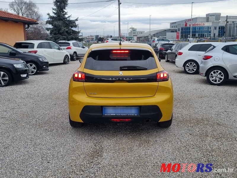 2020' Peugeot 208 1,2 Puretech photo #4