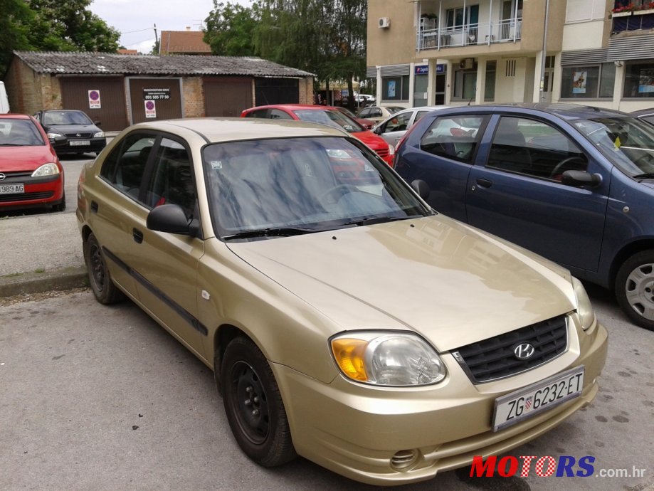 2003' Hyundai Accent photo #1