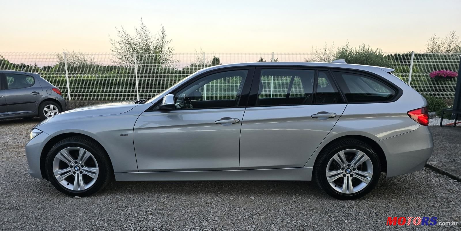 2013' BMW Serija 3 316D photo #2