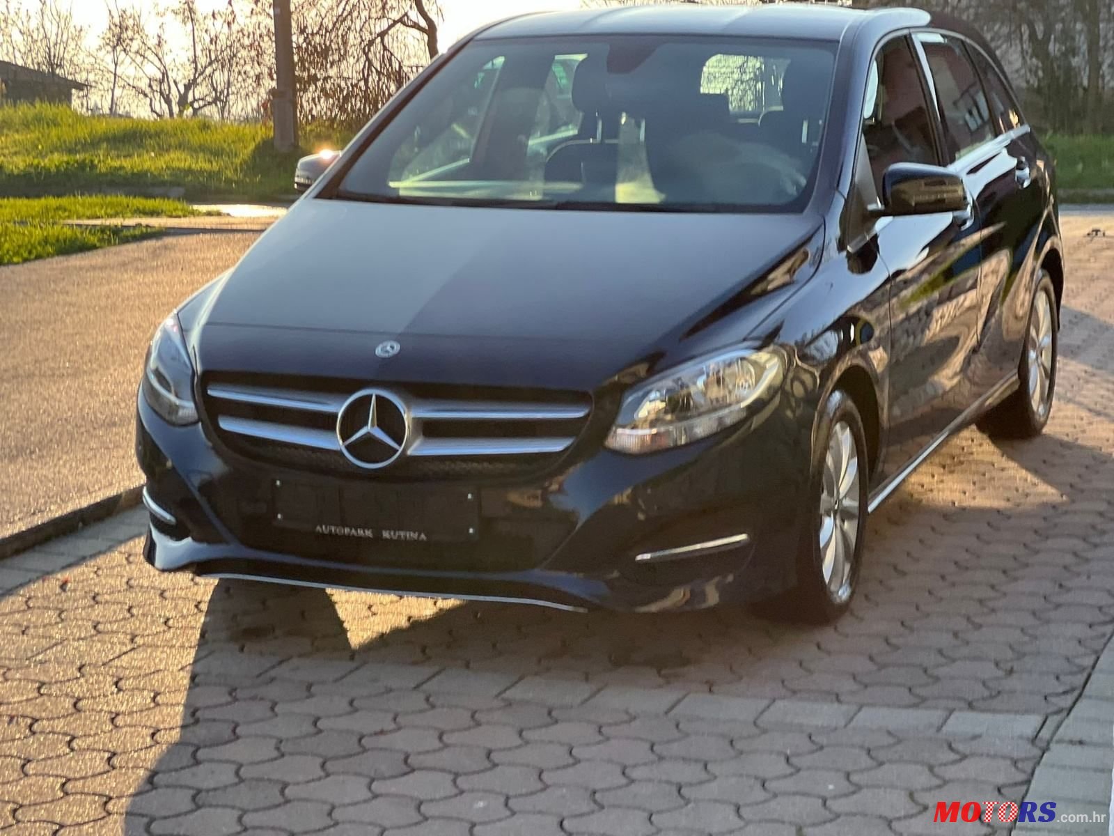 2018' Mercedes-Benz B-Klasa 180 photo #3