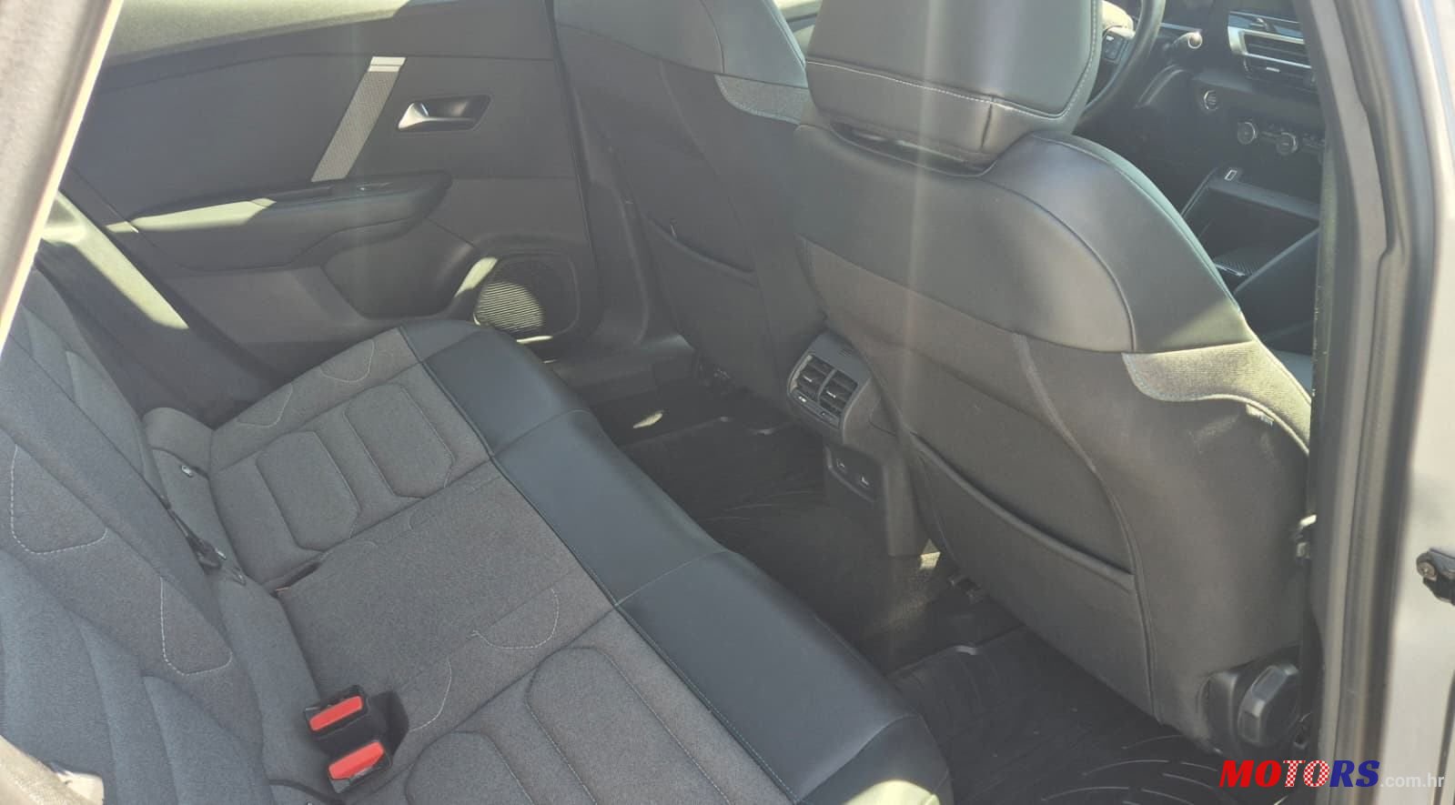 2021' Citroen C4 1,2 Puretech photo #6