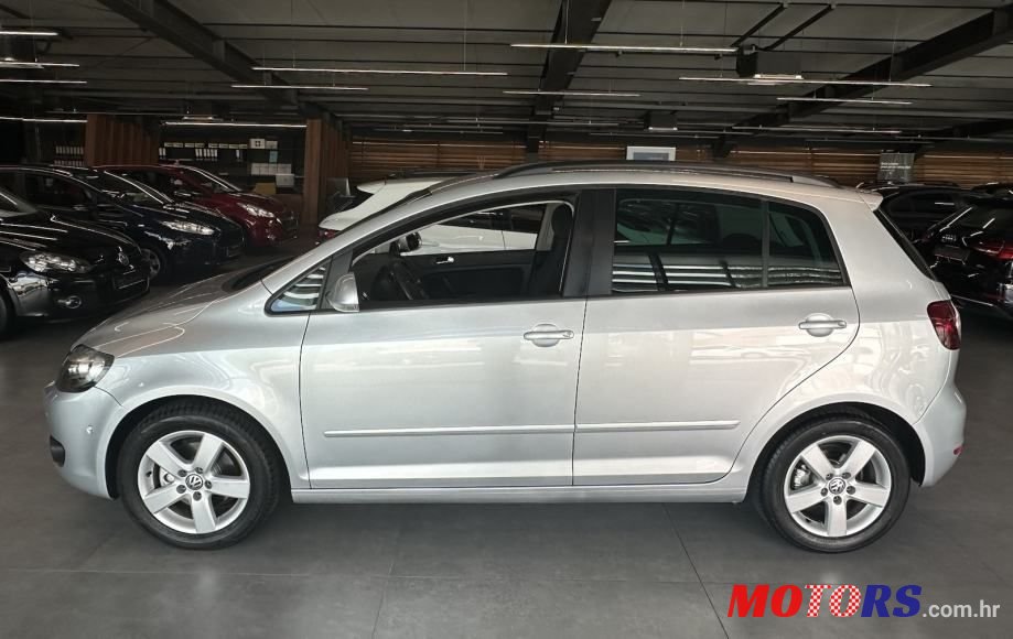 2011' Volkswagen Golf Plus 1,6 Tdi photo #3