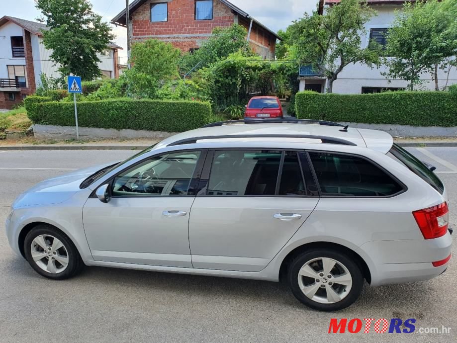2015' Skoda Octavia Combi photo #6