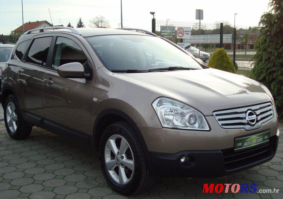 2009' Nissan Qashqai+2 1.5 Dci photo #1