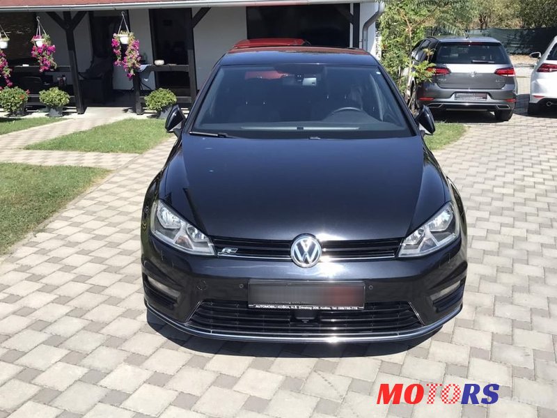 2015' Volkswagen Golf 7 1,6 Tdi photo #1