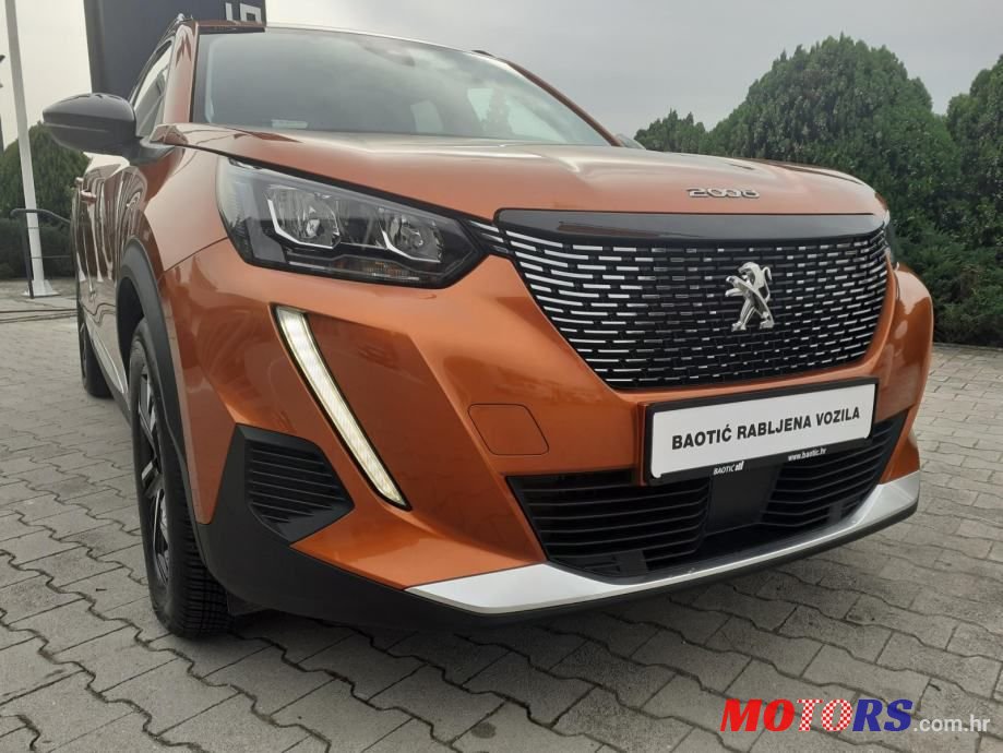 2021' Peugeot 2008 photo #4