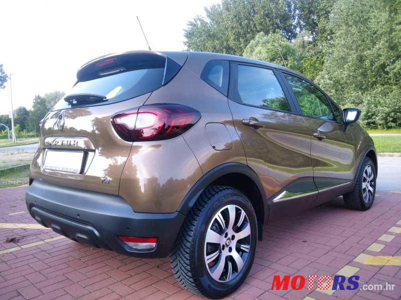 2017' Renault Captur Tce 90 photo #6