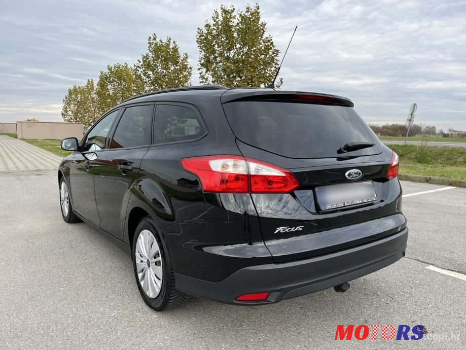 2011' Ford Focus Karavan photo #5