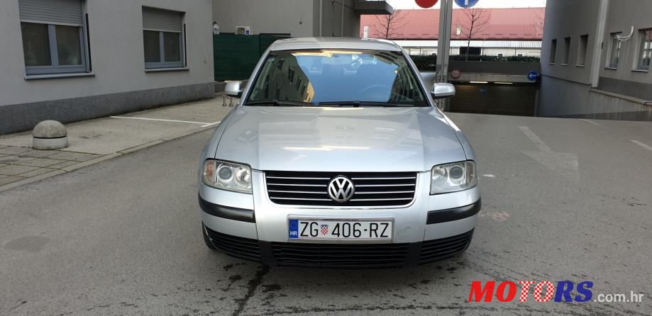 2002' Volkswagen Passat 1,9 Tdi photo #3