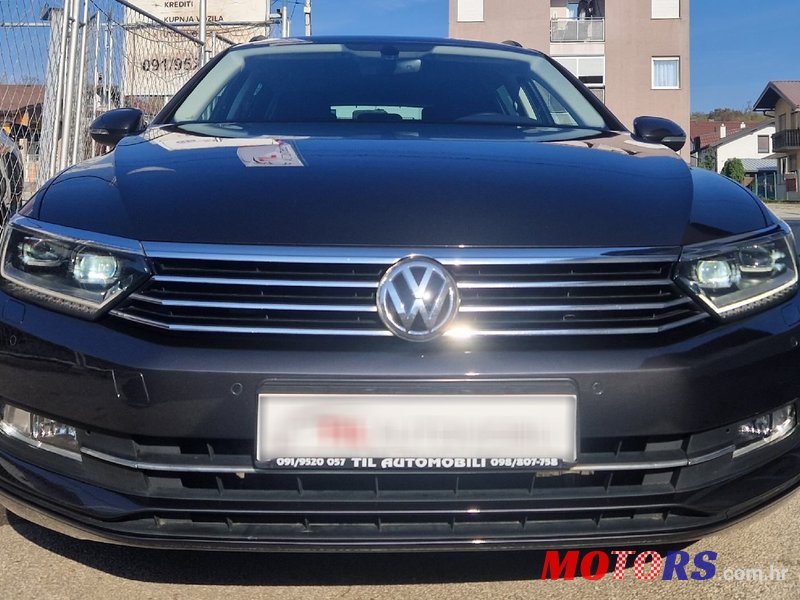 2019' Volkswagen Passat Variant photo #6