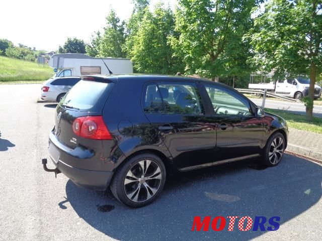 2007' Volkswagen Golf V 1,9 Tdi photo #3