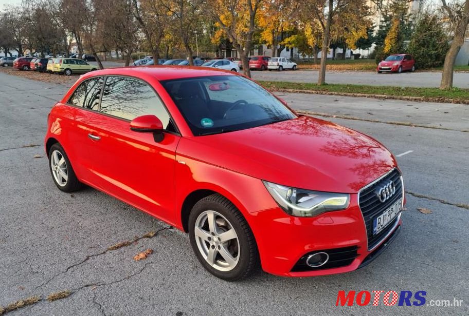 2011' Audi A1 1,6 Tdi photo #1