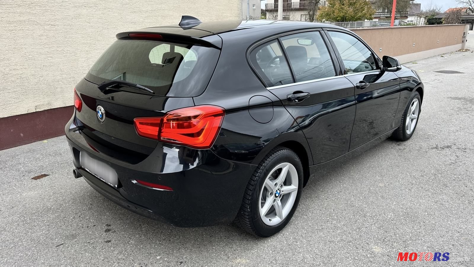 2015' BMW Serija 1 116D photo #5