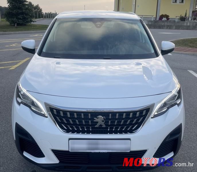 2018' Peugeot 3008 1,2 Puretech photo #2