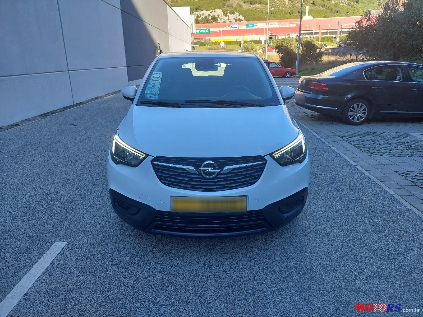 2019' Opel Crossland 1,2 photo #2