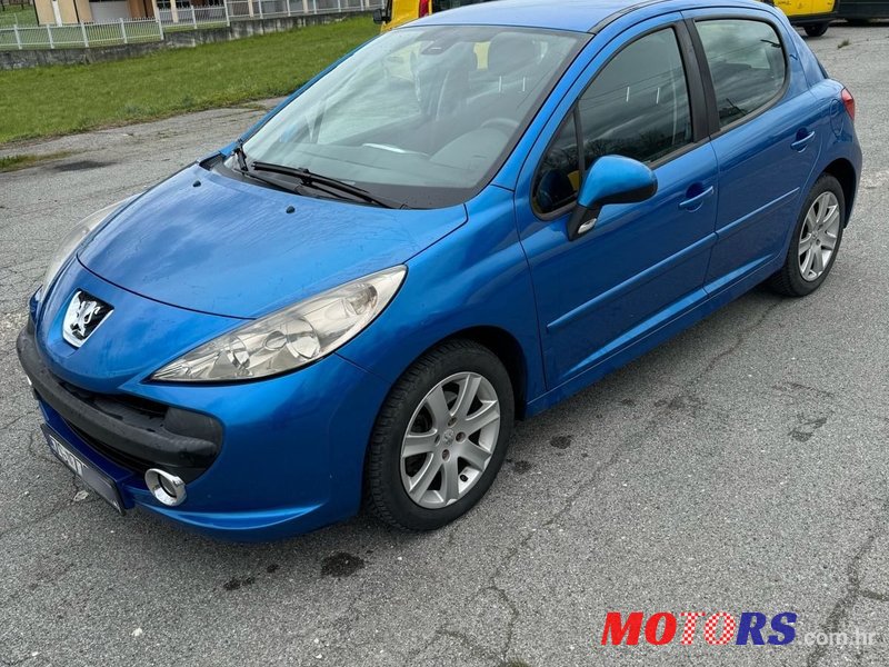 2006' Peugeot 207 1,6 Hdi photo #2