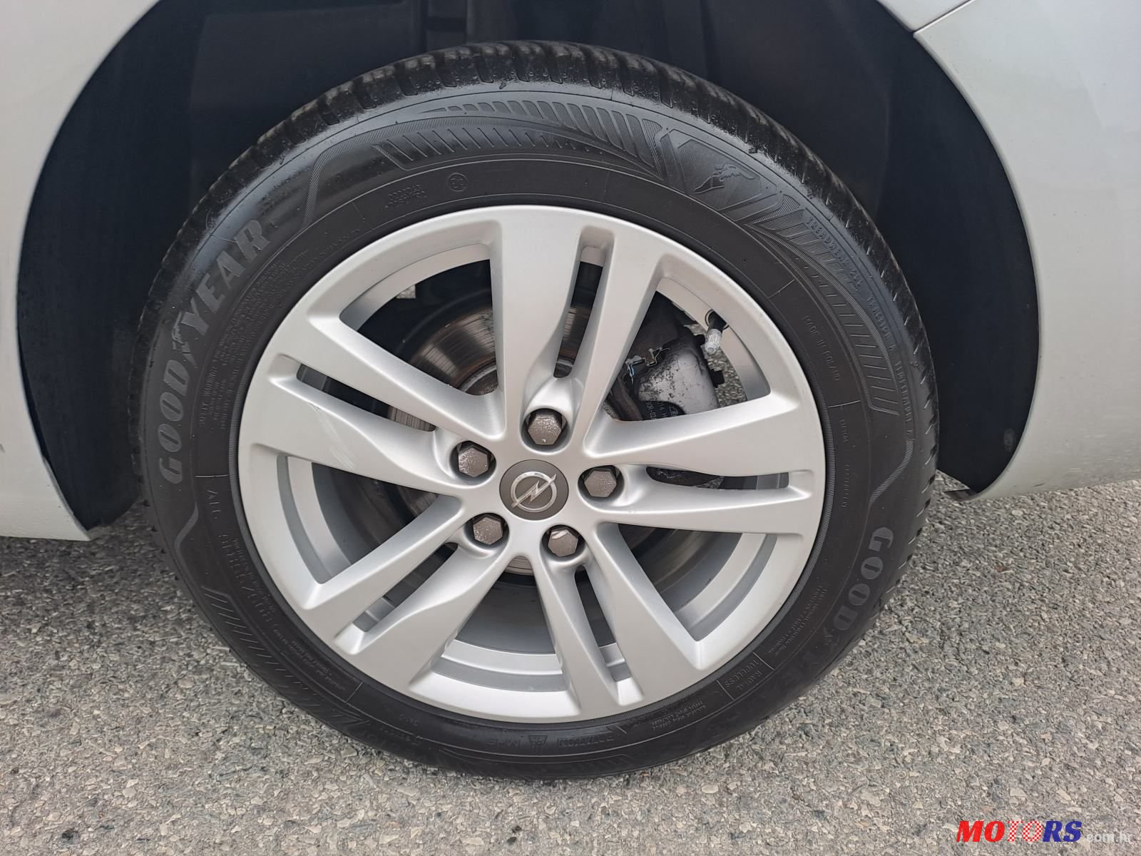 2017' Opel Astra Karavan photo #5