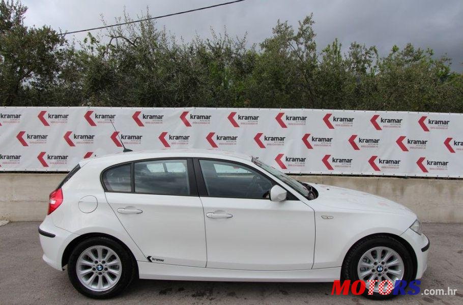 2011' BMW Serija 1 116D photo #1