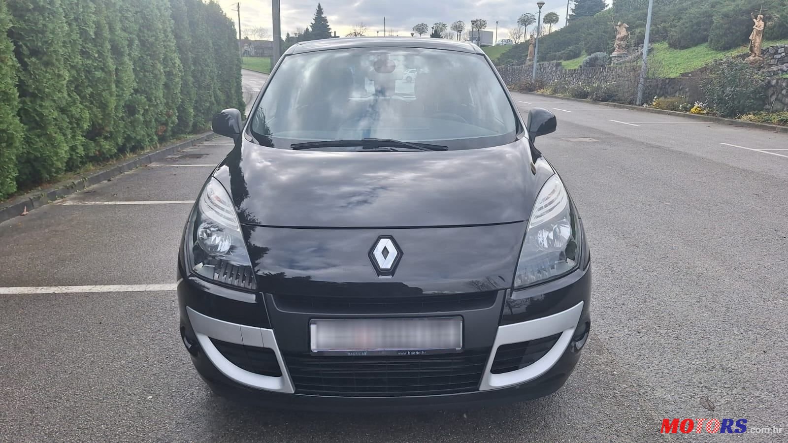 2009' Renault Scenic 1,5 Dci photo #6