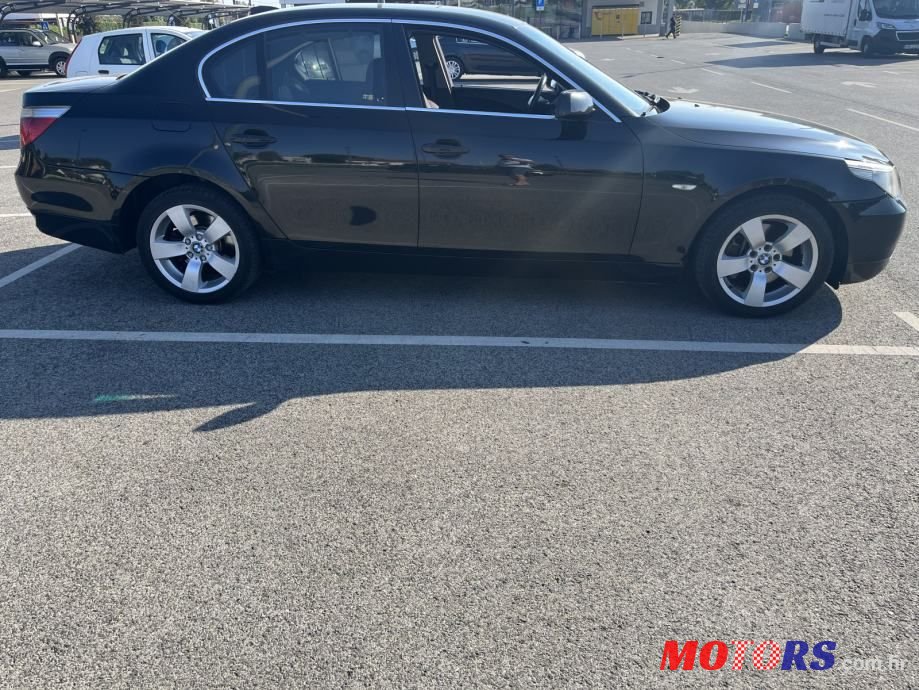 2006' BMW Serija 5 530Xi photo #6