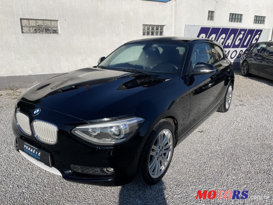 2012' BMW Serija 1 118D photo #1