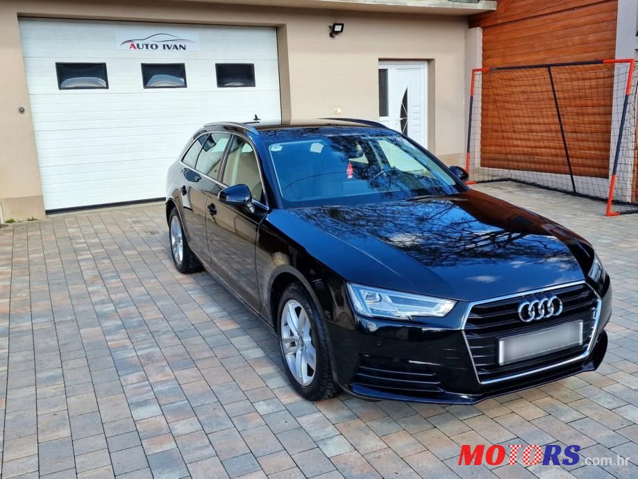 2016' Audi A4 Avant photo #6