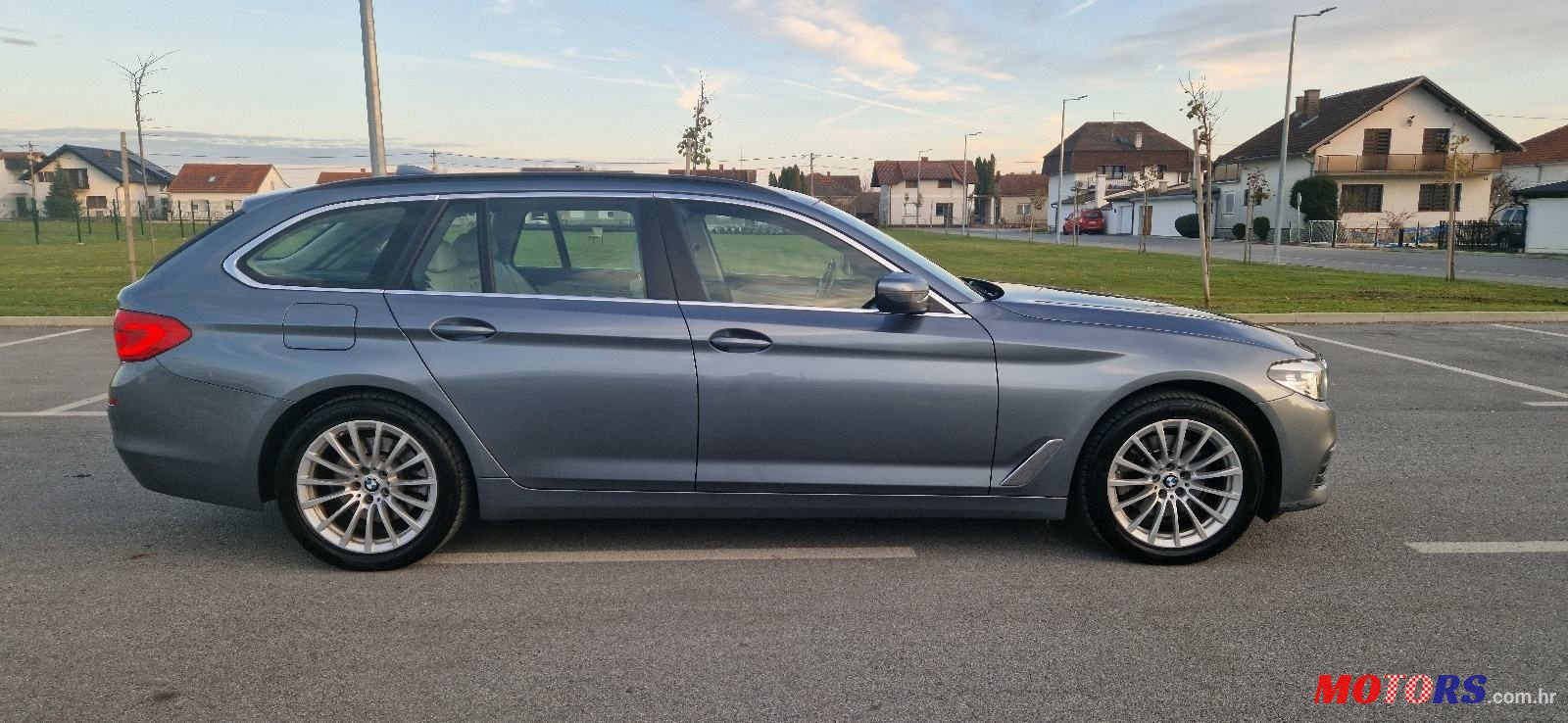2019' BMW Serija 5 518D photo #6