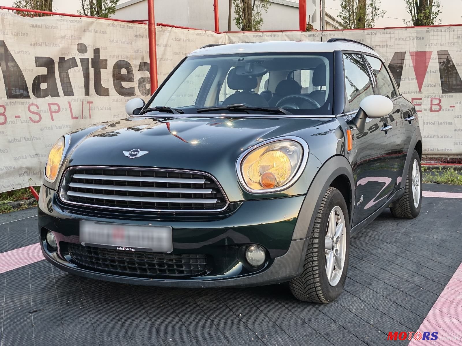 2010' MINI Countryman 1,6 D photo #2