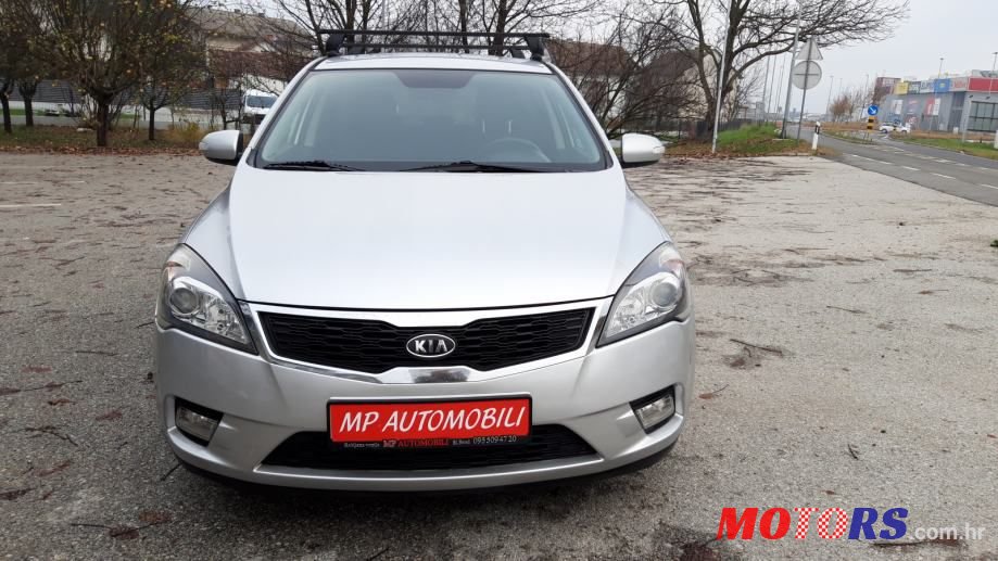 2010' Kia Ceed 1,6 Crdi photo #2