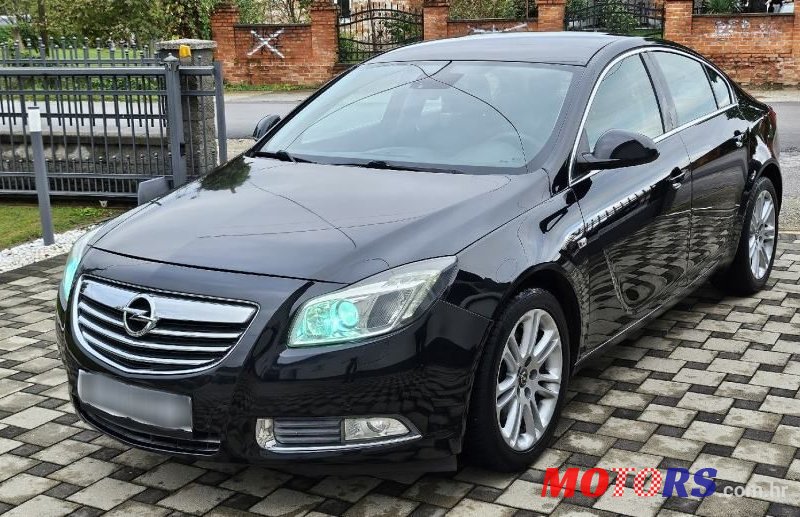 2011' Opel Insignia 2,0 Cdti photo #1