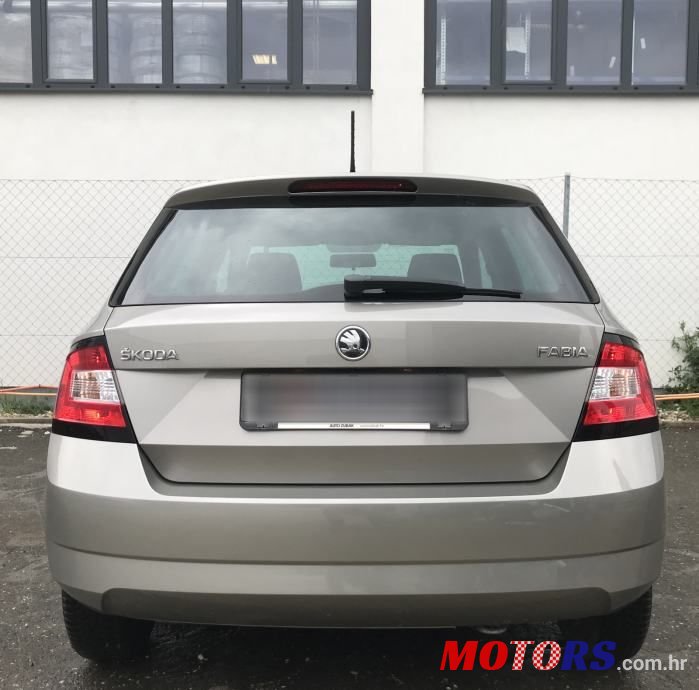 2016' Skoda Fabia 1,0 photo #4