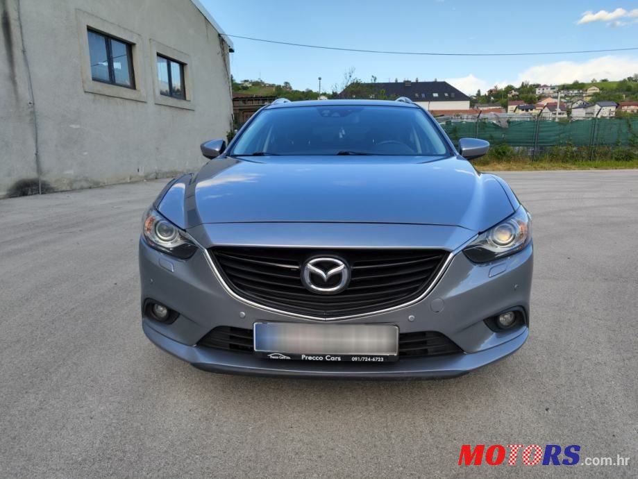 2014' Mazda 6 Sport Combi photo #3